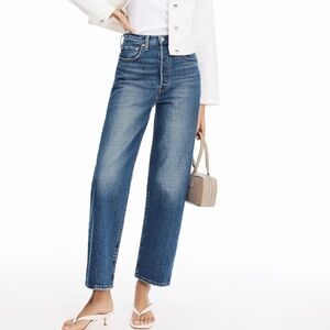 Levi’s Ribcage Straight Ankle Jeans